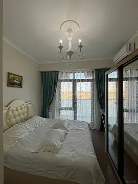 Kirayə verilir 2 otaqlı mənzil 70 m²