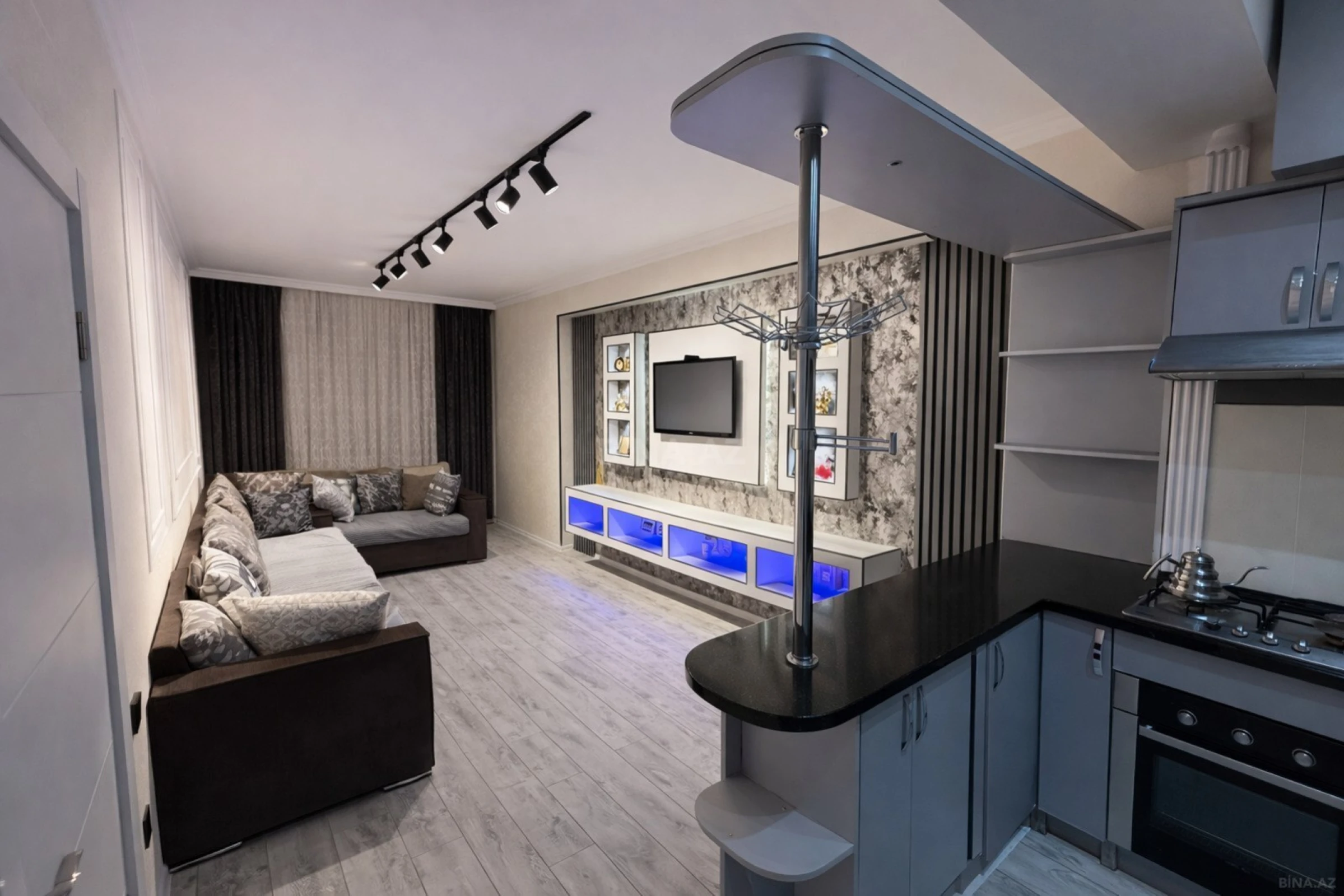 Satılır 3 otaqlı mənzil 76 m²