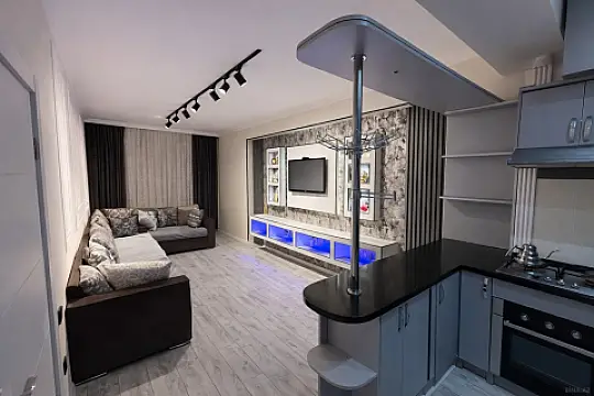 Satılır 3 otaqlı mənzil 76 m²