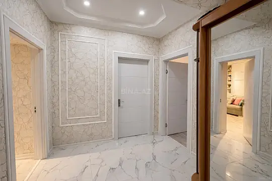 Satılır 3 otaqlı mənzil 76 m²