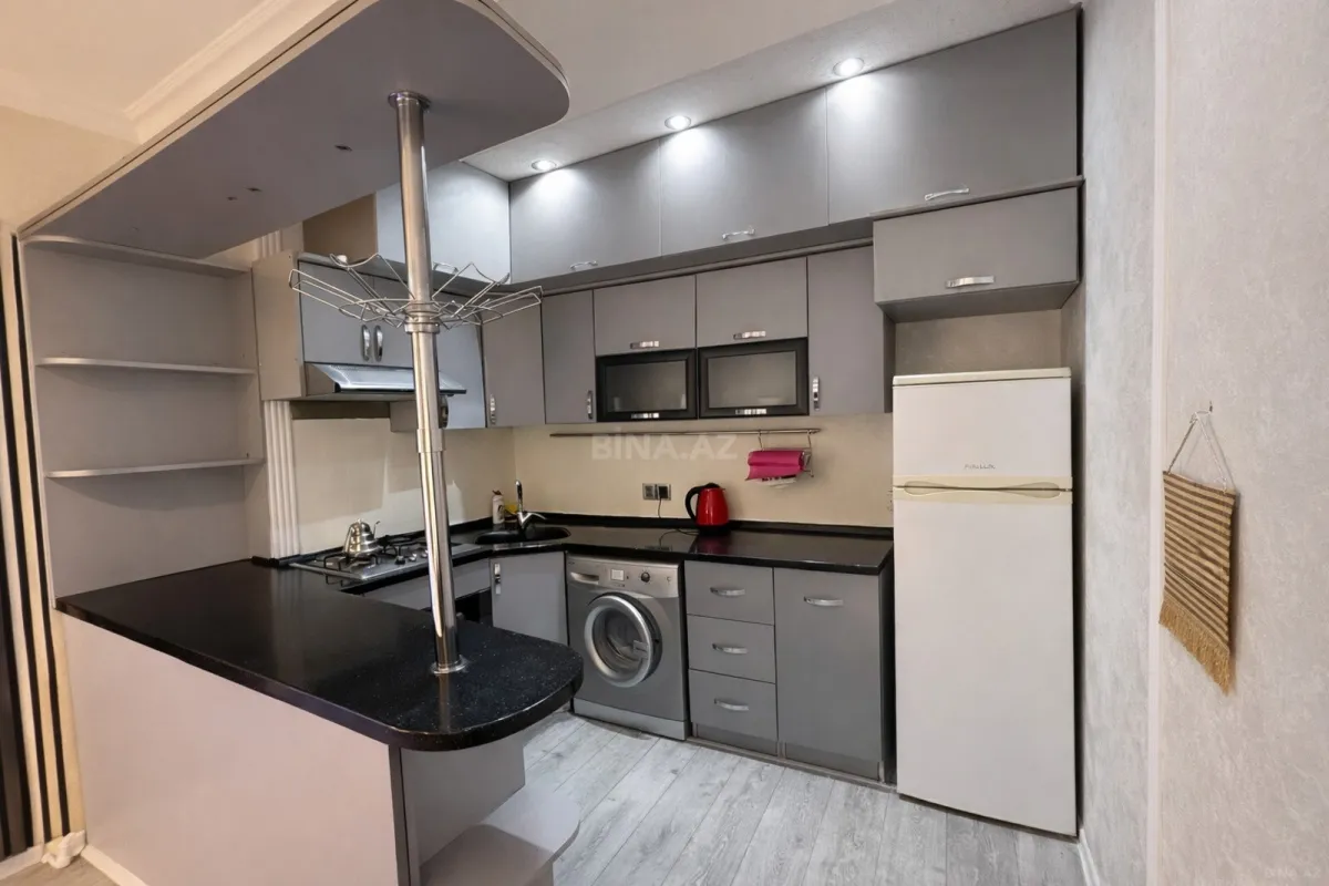Satılır 3 otaqlı mənzil 76 m²