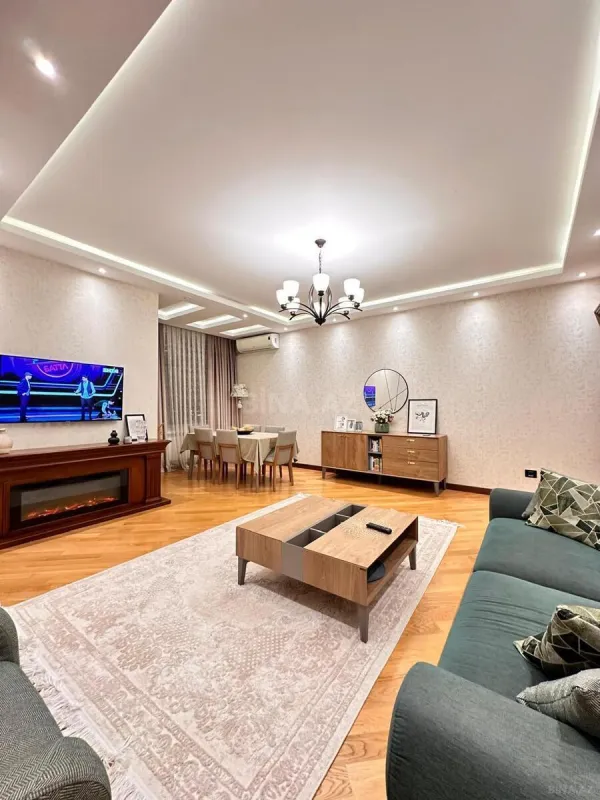 Satılır 3 otaqlı mənzil 125 m²