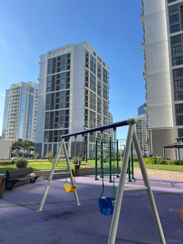 Satılır 2 otaqlı mənzil 71.5 m²