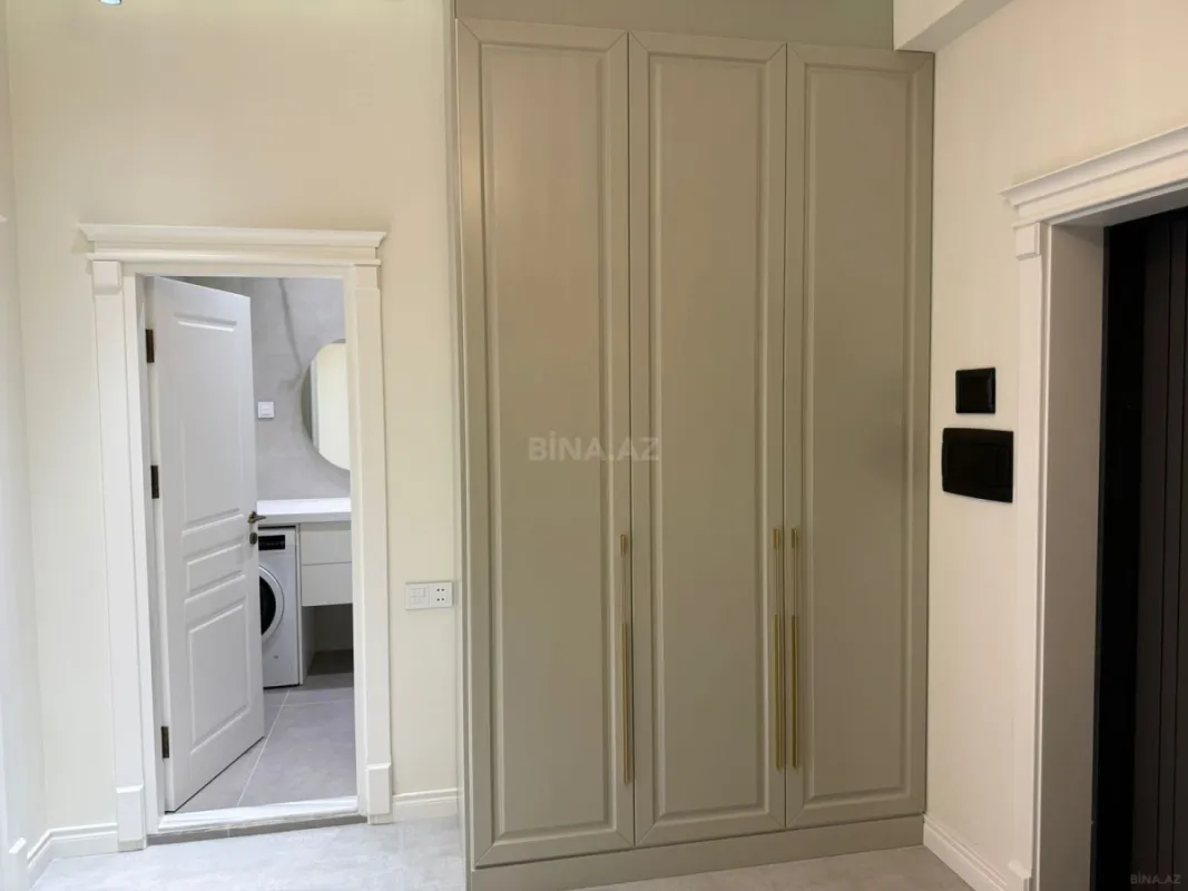 Satılır 2 otaqlı mənzil 71.5 m²