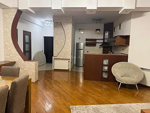 Kirayə verilir 3 otaqlı mənzil 100 m²