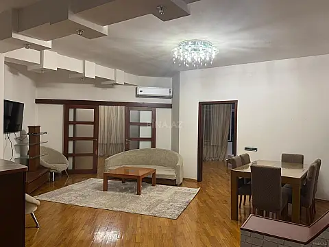 Kirayə verilir 3 otaqlı mənzil 100 m² — Bakı, Memar Əcəmi yanı 3 otaq 100.00 m²
