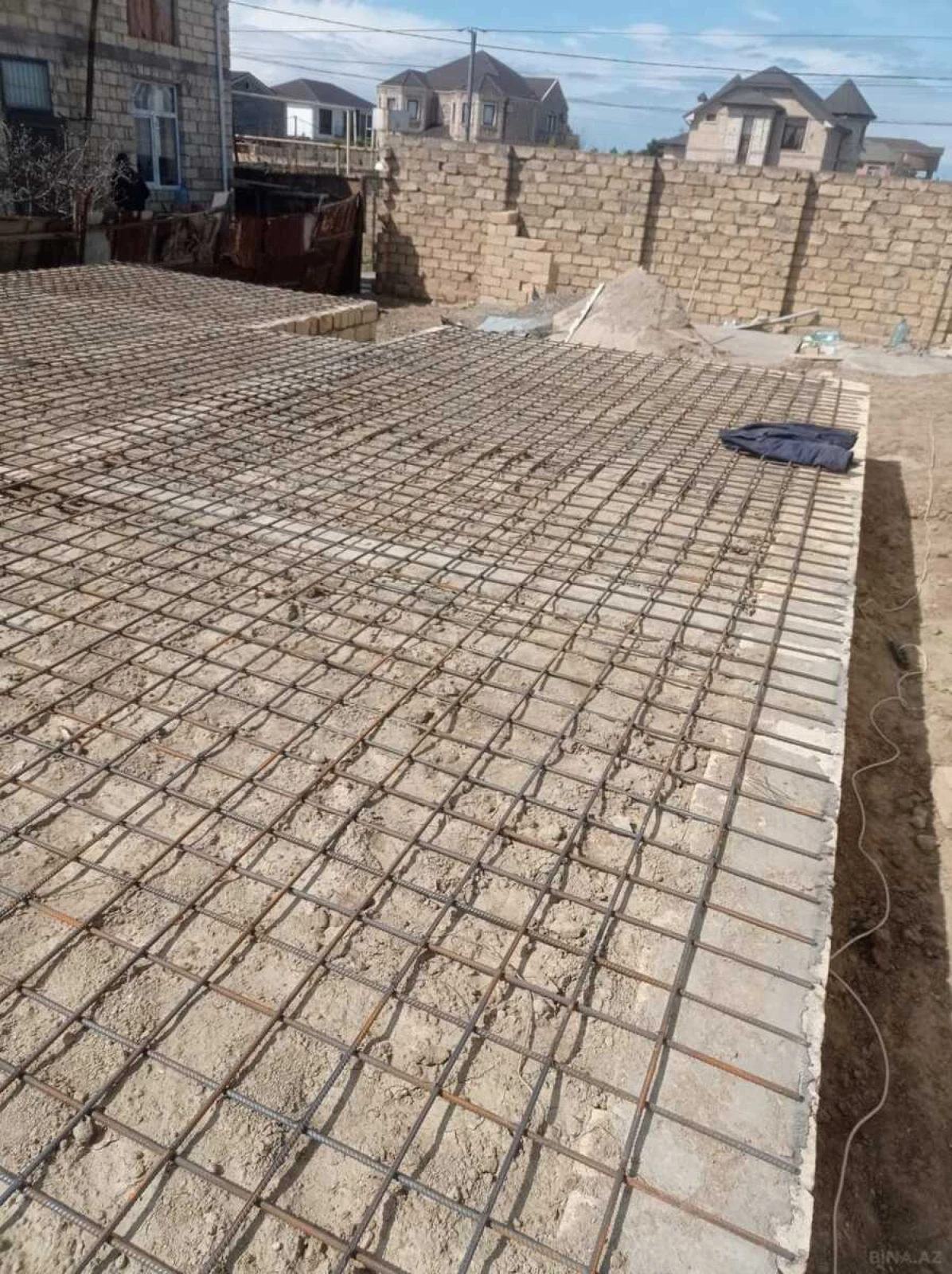 Satılır 3 otaqlı həyət evi 100 m²