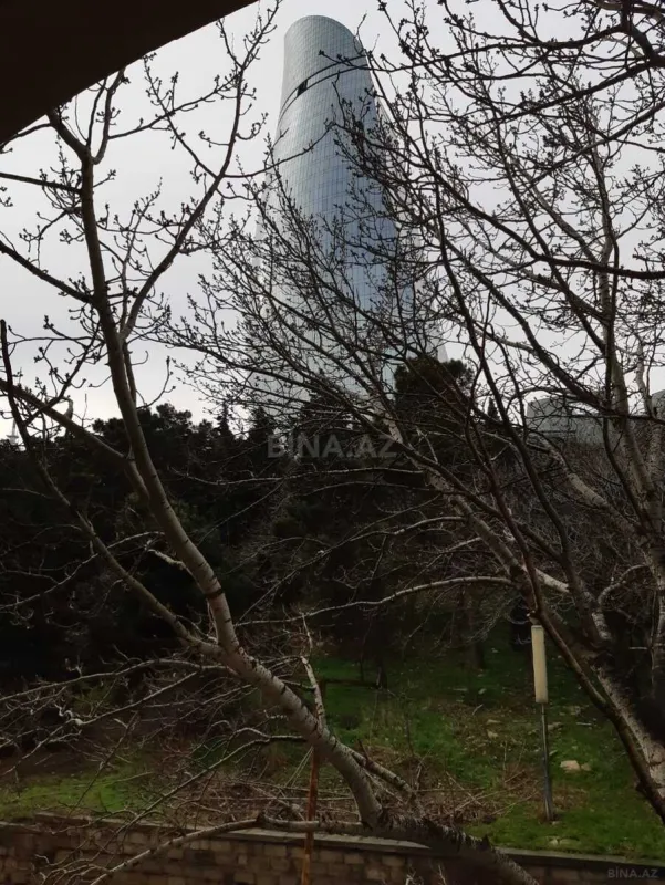 Kirayə verilir 2 otaqlı mənzil 65 m²