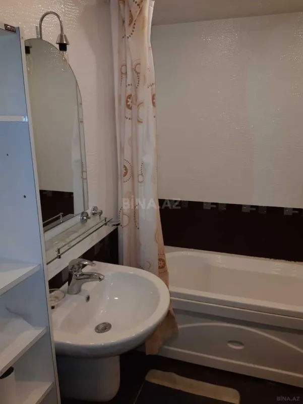 Kirayə verilir 2 otaqlı mənzil 65 m²