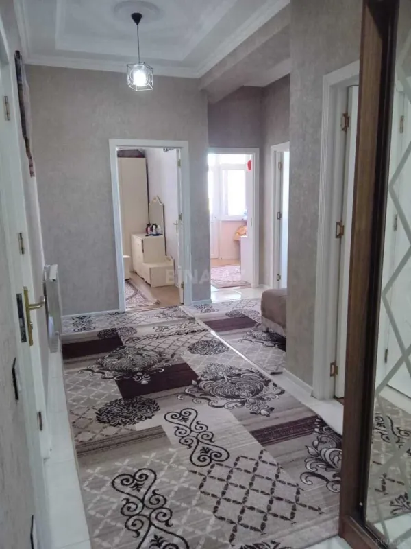 Kirayə verilir 3 otaqlı mənzil 103 m²