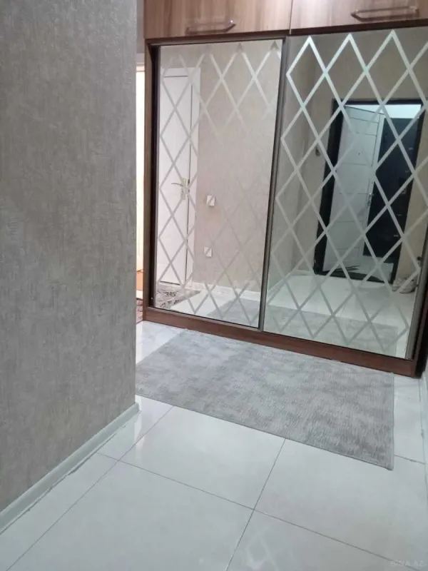 Kirayə verilir 3 otaqlı mənzil 103 m²