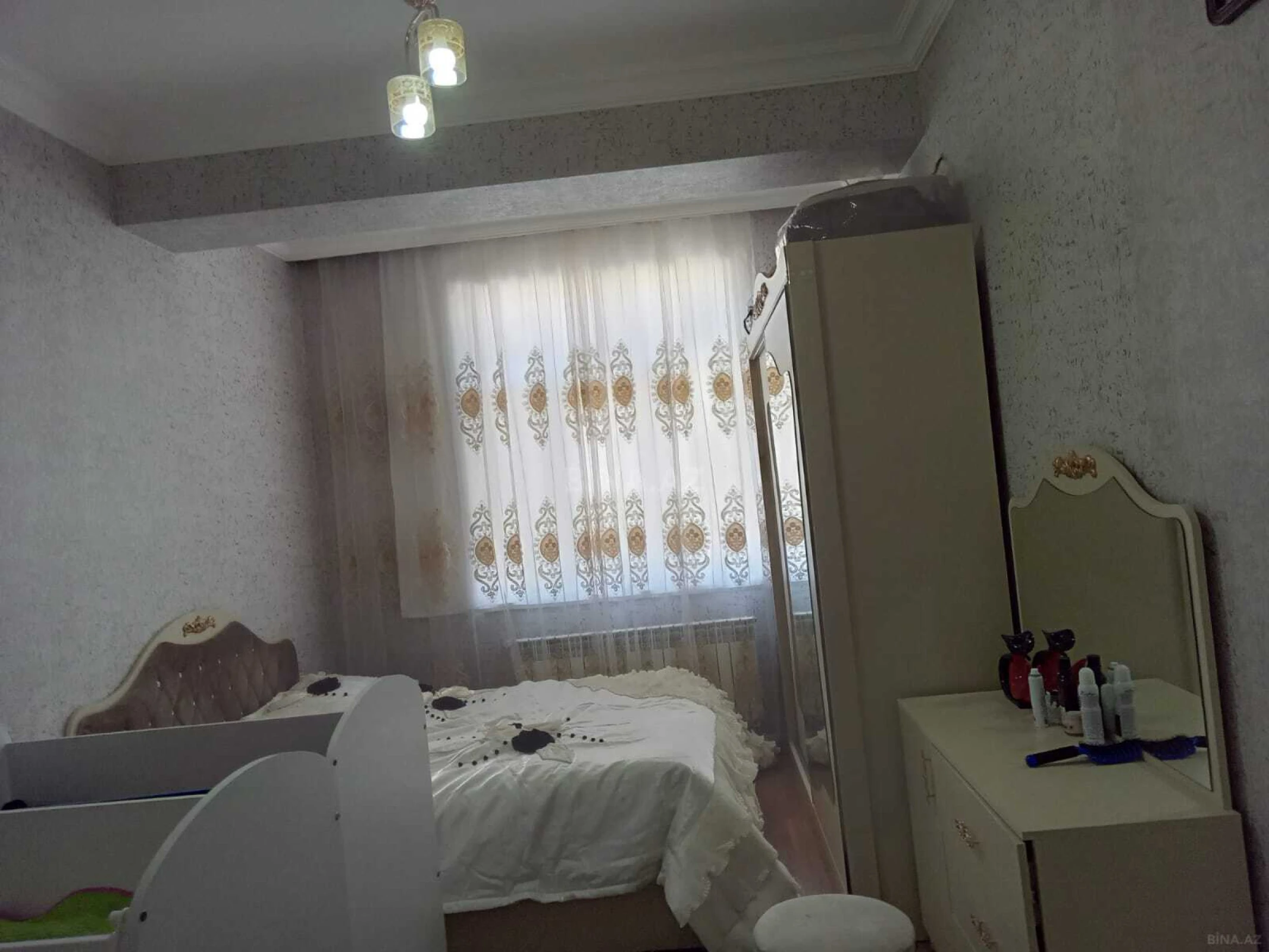 Kirayə verilir 3 otaqlı mənzil 103 m²
