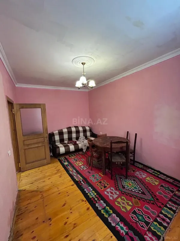 Kirayə verilir 2 otaqlı mənzil 45 m²