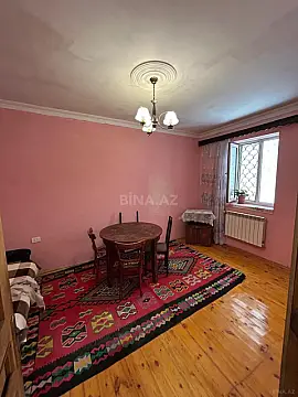 Kirayə verilir 2 otaqlı mənzil 45 m²