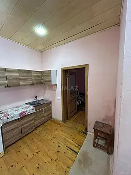 Kirayə verilir 2 otaqlı mənzil 45 m²