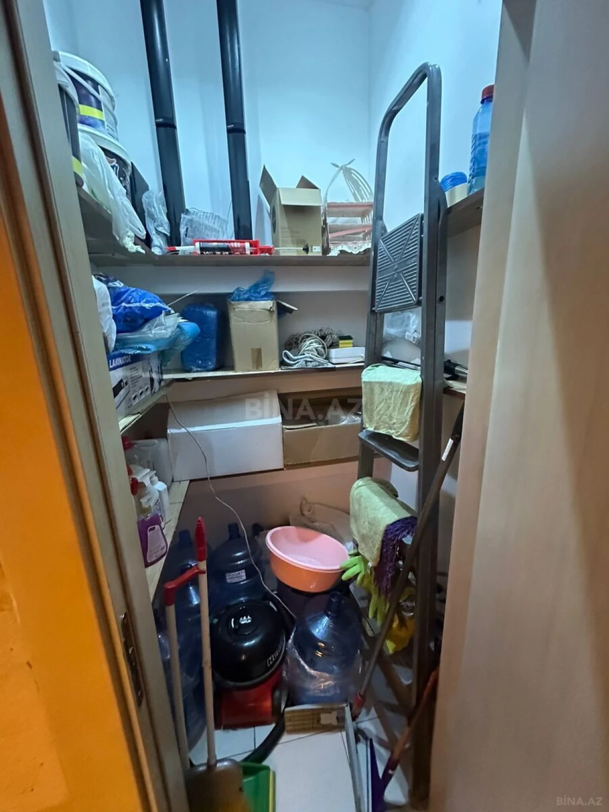 Kirayə verilir 4 otaqlı ofis 260 m²