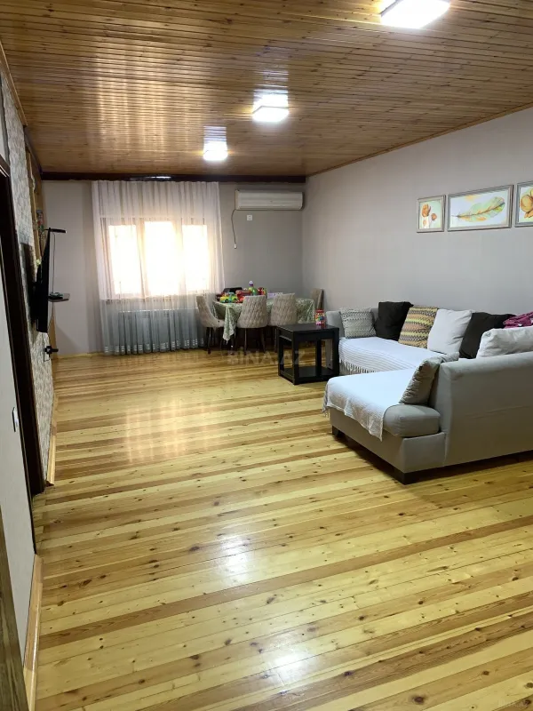 Satılır 4 otaqlı həyət evi 120 m²