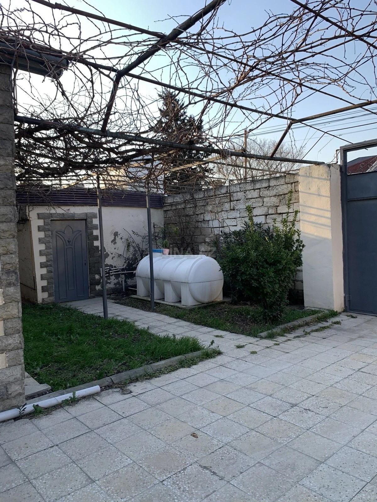 Satılır 4 otaqlı həyət evi 120 m²