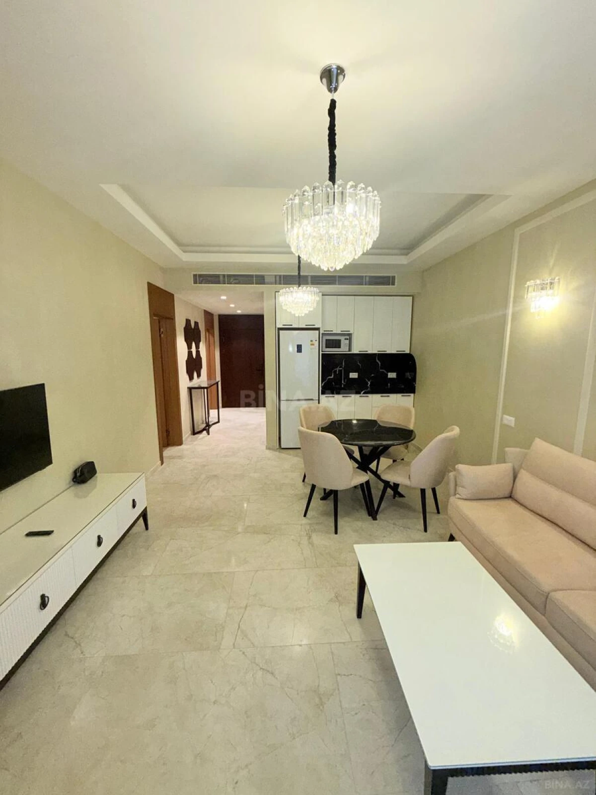 Satılır 2 otaqlı mənzil 78 m²