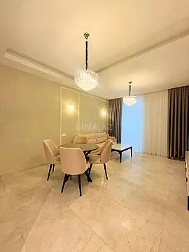 Satılır 2 otaqlı mənzil 78 m²