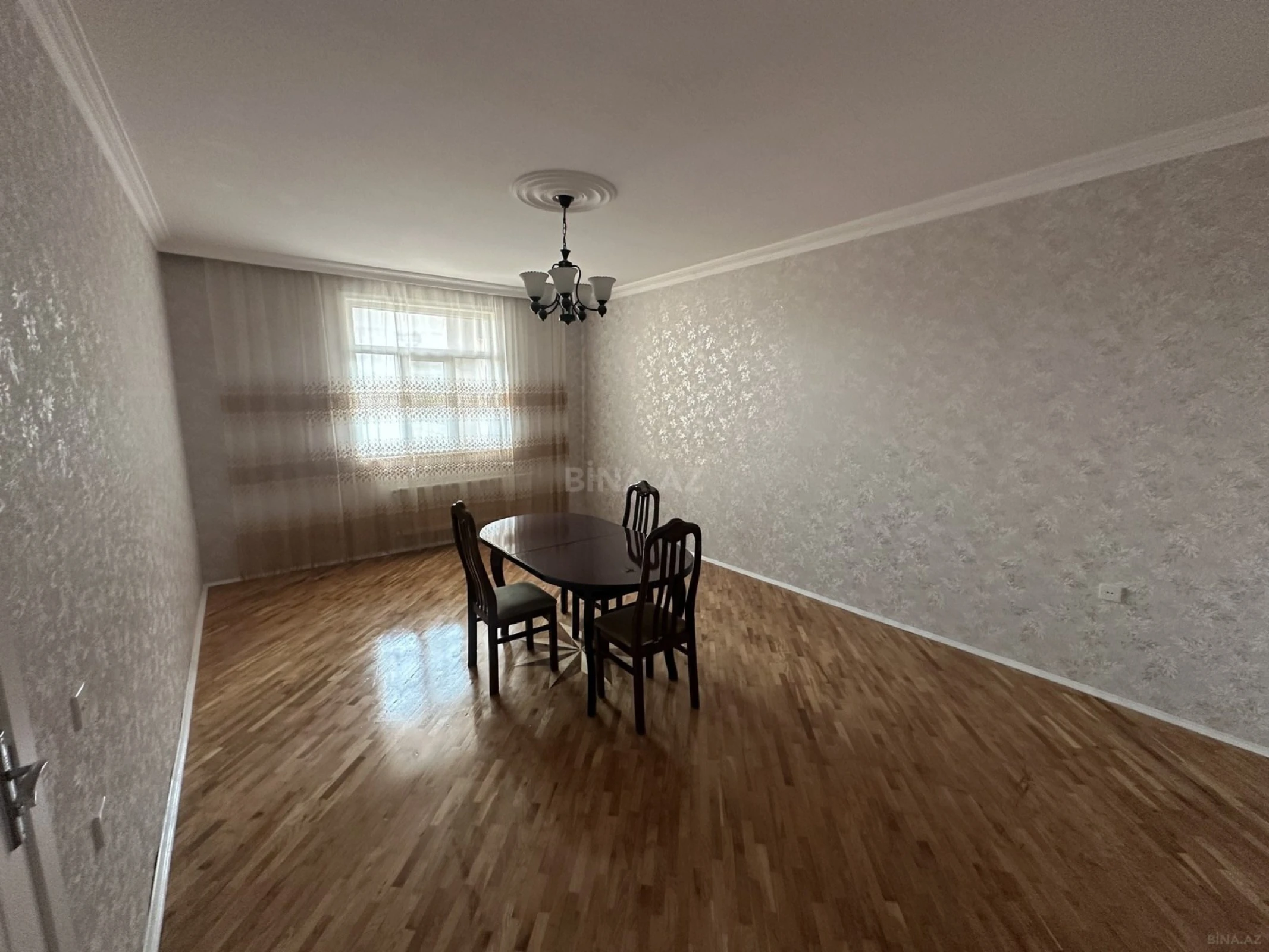 Kirayə verilir 3 otaqlı həyət evi 121 m²