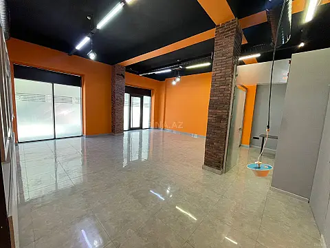 Kirayə verilir obyekt 144 m²