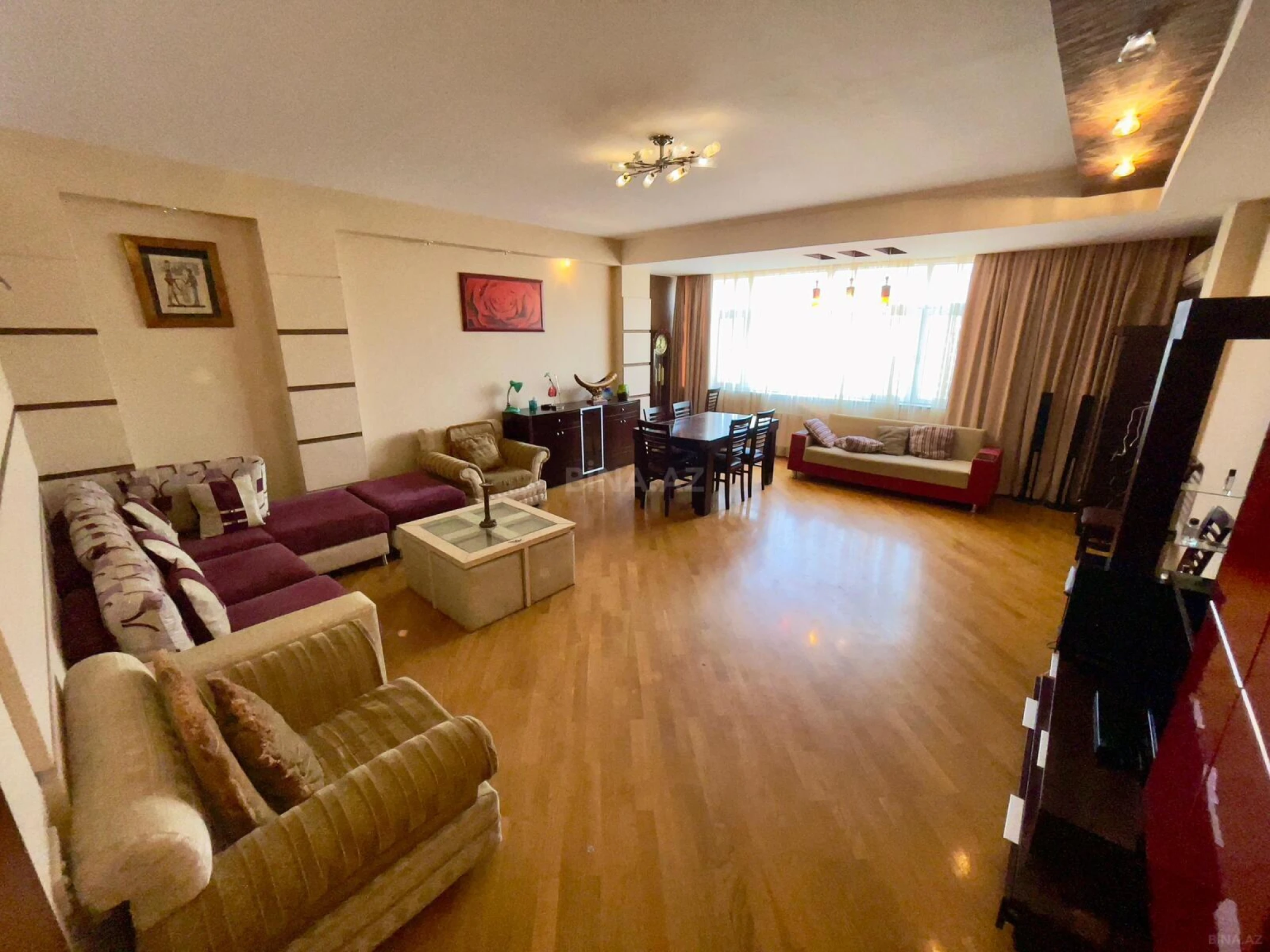 Kirayə verilir 3 otaqlı mənzil 187 m²