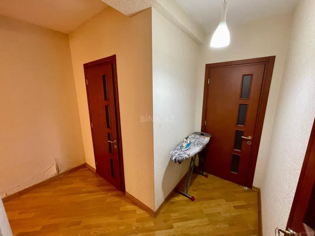 Kirayə verilir 3 otaqlı mənzil 187 m²