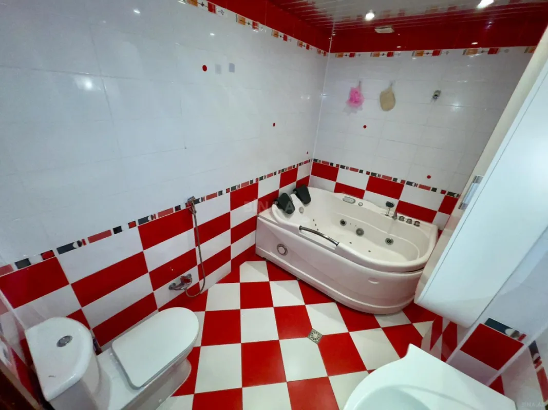 Kirayə verilir 3 otaqlı mənzil 187 m²