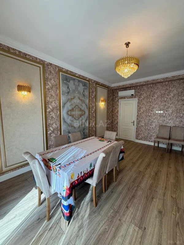 Satılır 2 otaqlı mənzil 92 m²