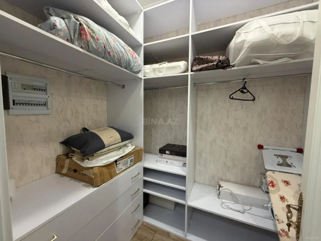 Satılır 2 otaqlı mənzil 92 m²