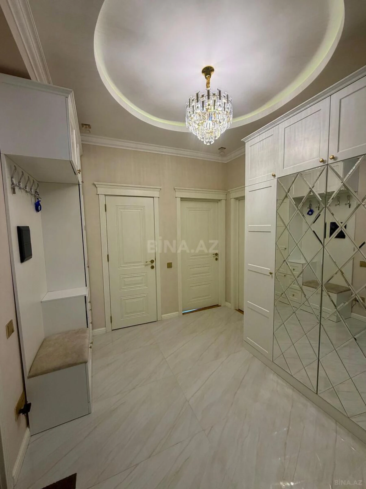 Satılır 3 otaqlı mənzil 100 m²