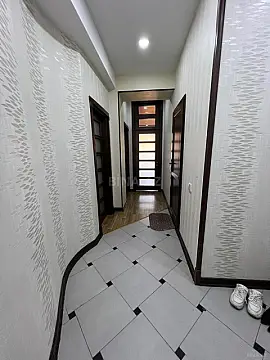 Kirayə verilir 2 otaqlı mənzil 85 m²