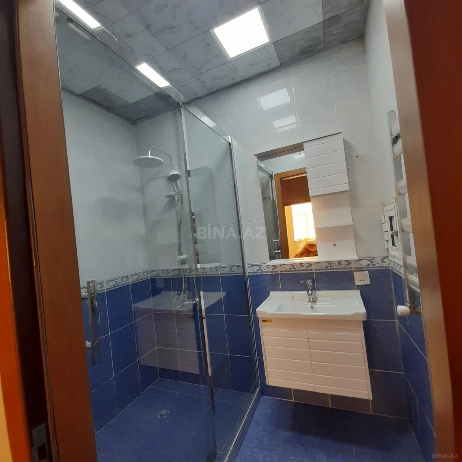 Satılır 3 otaqlı mənzil 105 m²