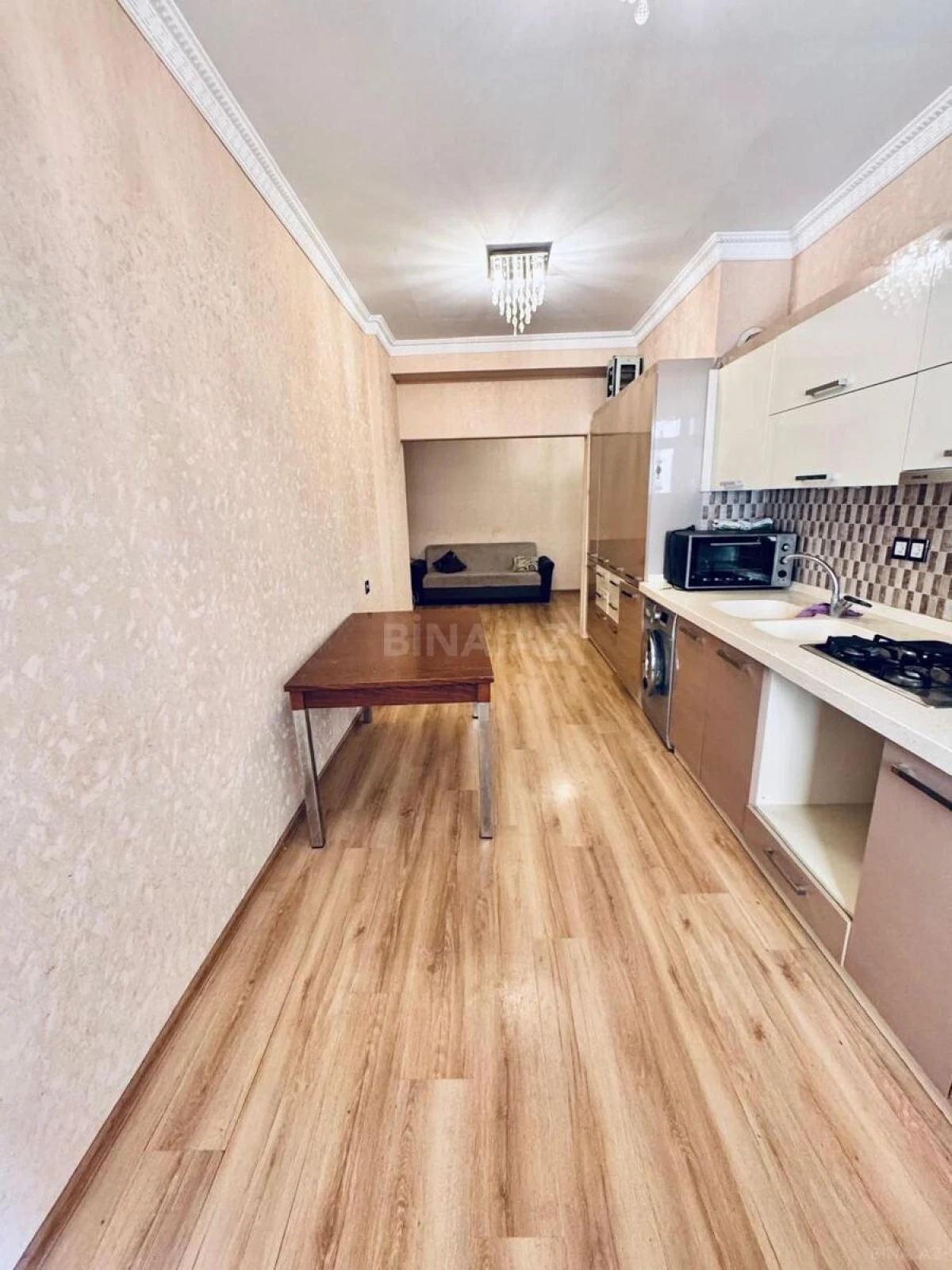 Satılır 3 otaqlı mənzil 117 m²