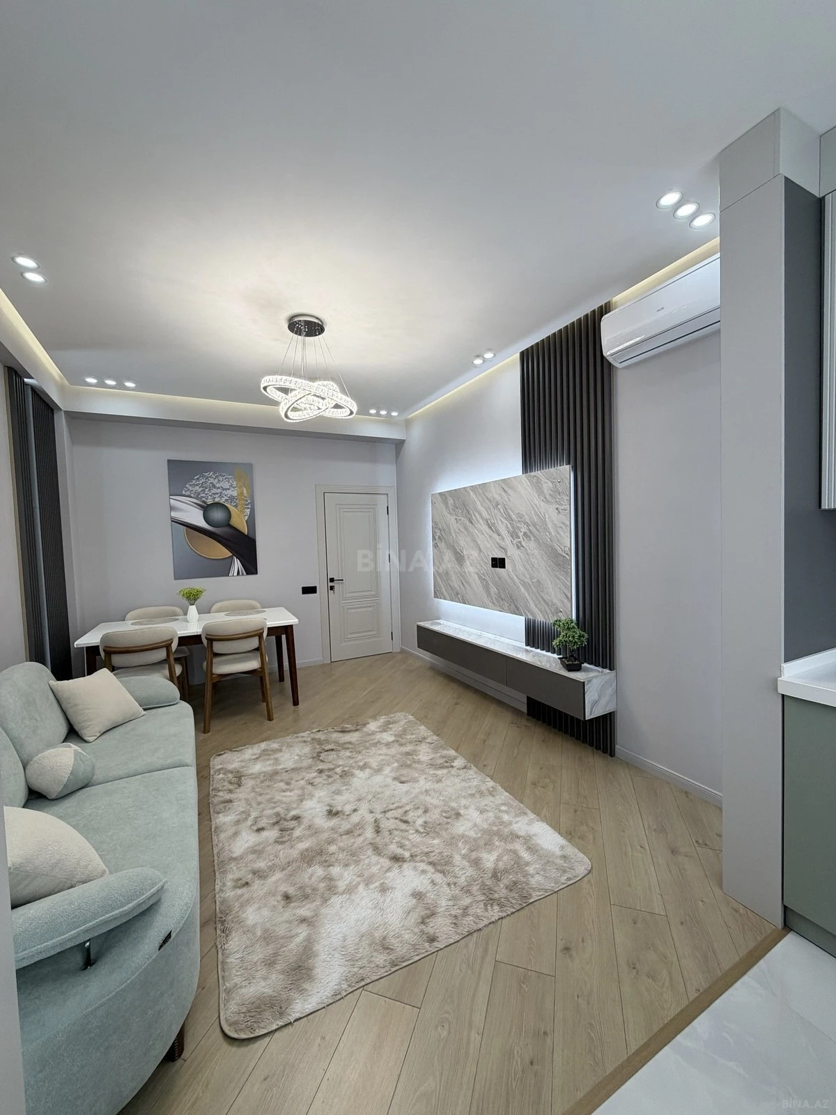 Satılır 2 otaqlı mənzil 53 m²
