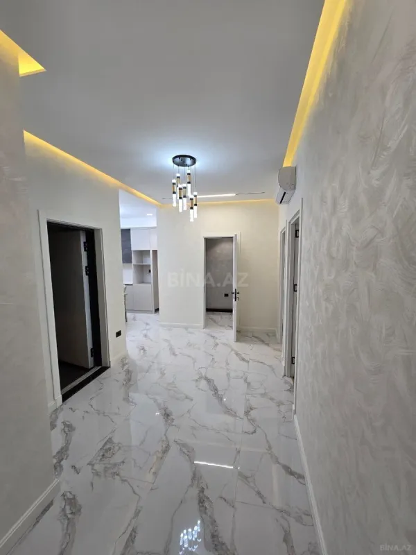 Satılır 3 otaqlı mənzil 115 m²