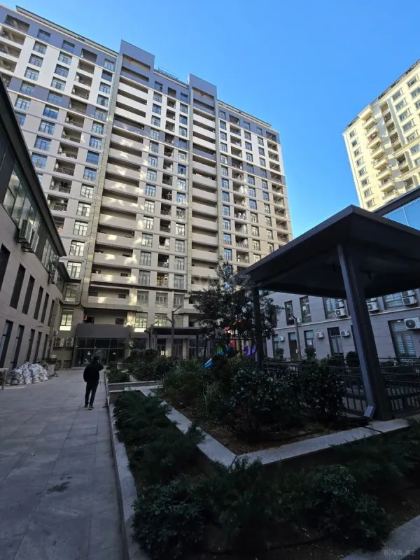 Satılır 3 otaqlı mənzil 115 m²