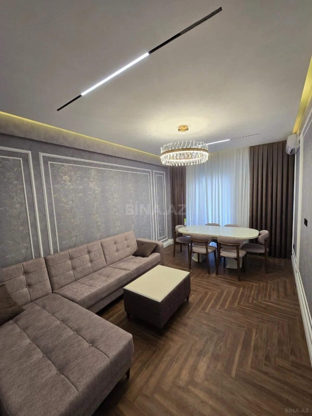 Satılır 3 otaqlı mənzil 115 m²