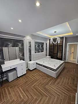 Satılır 3 otaqlı mənzil 115 m²