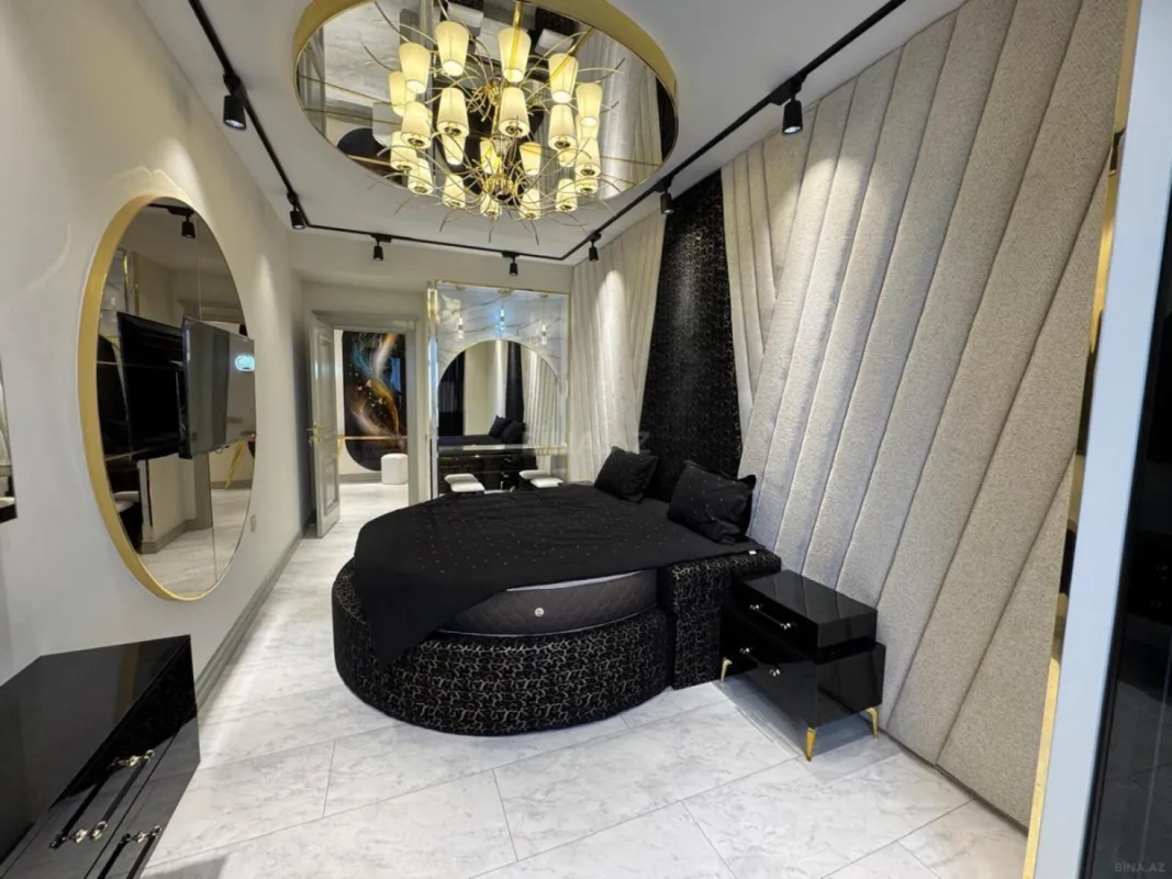 Satılır 5 otaqlı mənzil 185 m²