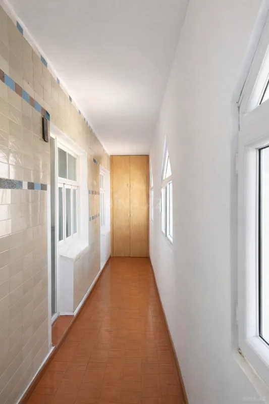 Satılır 4 otaqlı mənzil 100 m²