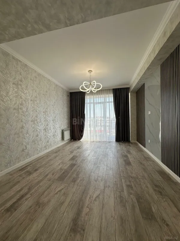 Satılır 2 otaqlı mənzil 75 m²
