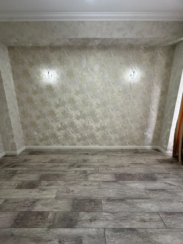 Satılır 2 otaqlı mənzil 75 m²