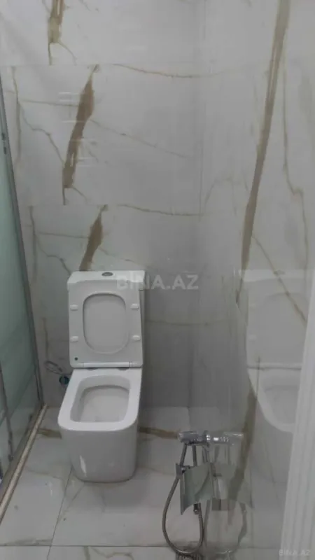 Kirayə verilir 2 otaqlı mənzil 75 m²