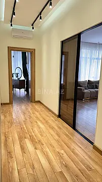 Kirayə verilir 2 otaqlı mənzil 85 m²