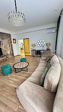 Kirayə verilir 2 otaqlı mənzil 85 m²