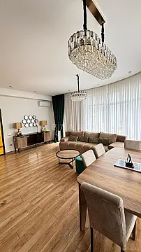 Kirayə verilir 2 otaqlı mənzil 85 m²
