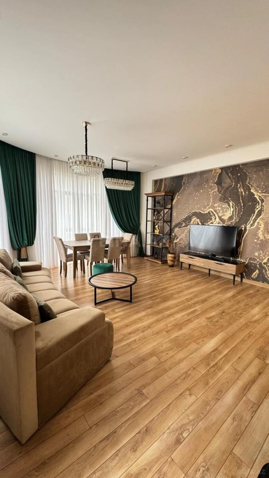 Kirayə verilir 2 otaqlı mənzil 85 m²