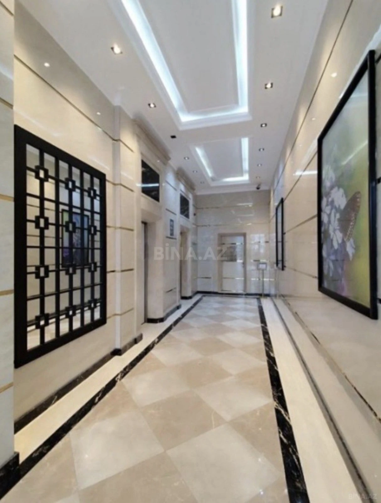 Satılır 4 otaqlı mənzil 219.5 m²